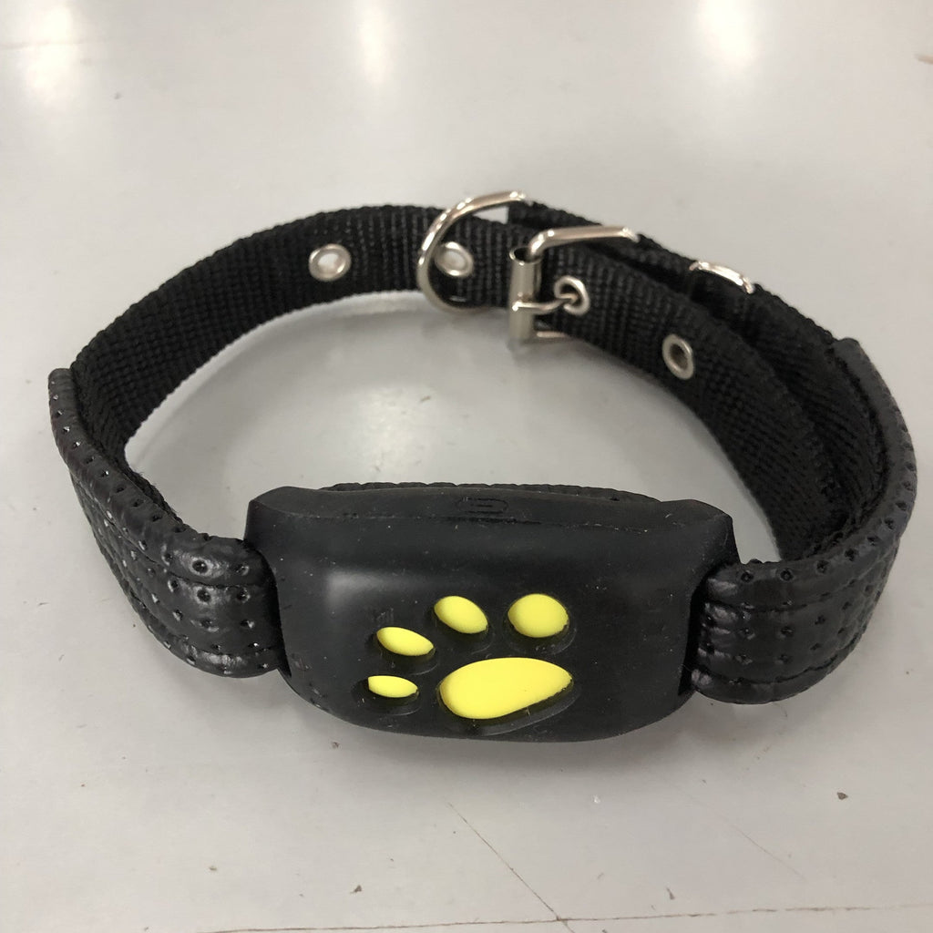GPS Pet Tracker | Real-Time Location & Safety Collar Attachment